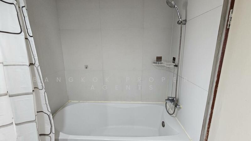 Baan Suanpetch, Bangkok, 18 Soi Sukhumvit 39, Khlong Tan Nua, Watthana, Bangkok, 2 Bedrooms, 135 sqm, Condo For Rent, by BANGKOK PROPERTY AGENTS, 500112724 - DDproperty.com