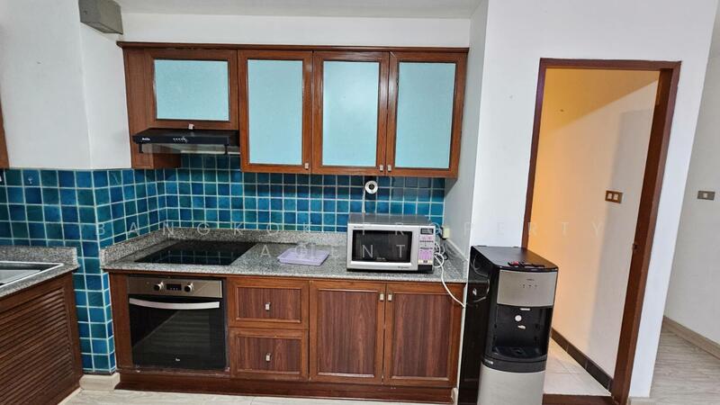 Baan Suanpetch, Bangkok, 18 Soi Sukhumvit 39, Khlong Tan Nua, Watthana, Bangkok, 2 Bedrooms, 135 sqm, Condo For Rent, by BANGKOK PROPERTY AGENTS, 500112724 - DDproperty.com