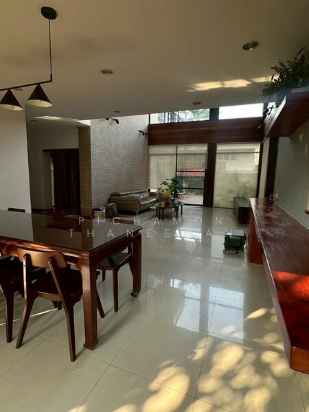 4-BR House, Bangkok, Khlong Tan Nua, Watthana, Bangkok, 4 Bedrooms, 700 sqm, Single Detached House For Rent, by Pichamon Thaneewan, 500112866 - DDproperty.com