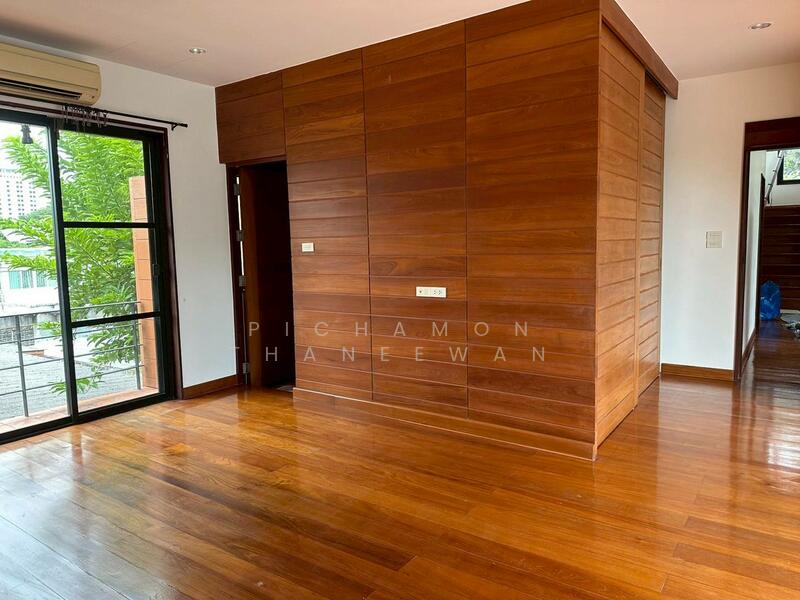 บ้าน 4-ห้องนอน, กรุงเทพ, คลองตันเหนือ, วัฒนา, กรุงเทพ, 700 ตร.ม., บ้านเดี่ยว ให้เช่า, โดย Pichamon Thaneewan, 500112866 - DDproperty.com