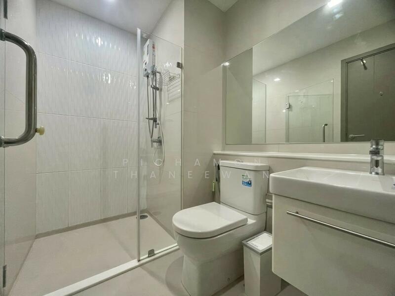 Life Asoke Hype, Bangkok, 339 Chaturathit Rd, Makkasan, Ratchathewi, Bangkok, 2 Bedrooms, 48 sqm, Condo For Rent, by Pichamon Thaneewan, 500112962 - DDproperty.com