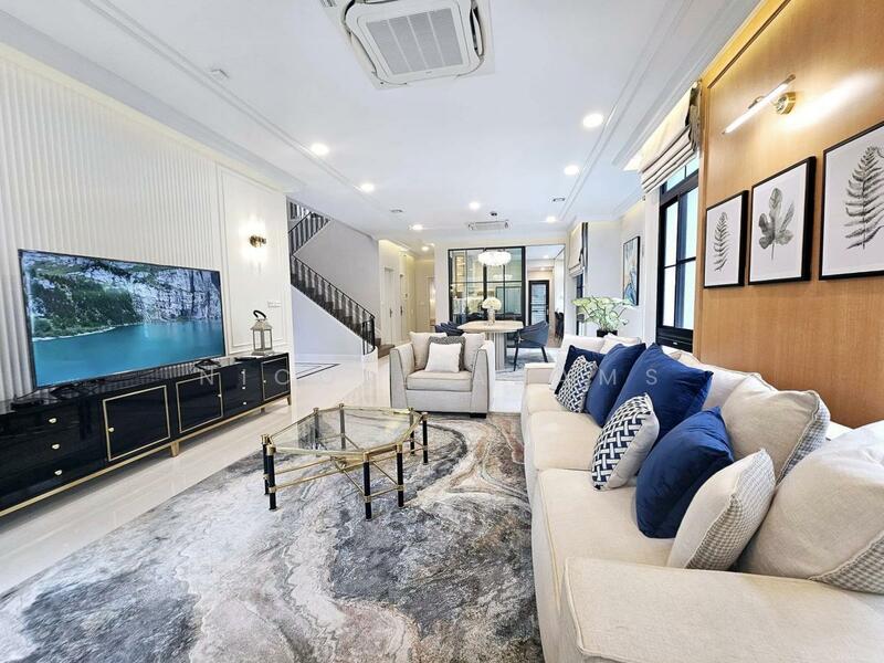 Nantawan Rama 9 - New Krungthepkreetha, Bangkok, Saphan Sung, Saphan Sung, Bangkok, 5 Bedrooms, 449 sqm, Single Detached House For Rent, by Tayfun  Suebsarakham , 500113030 - DDproperty.com