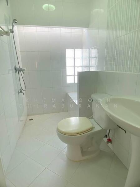 3-BR House, Bangkok, Min Buri, Min Buri, Bangkok, 3 Bedrooms, 204 sqm, Single Detached House For Sale, by Khemasooch Chiraburanan, 500113049 - DDproperty.com