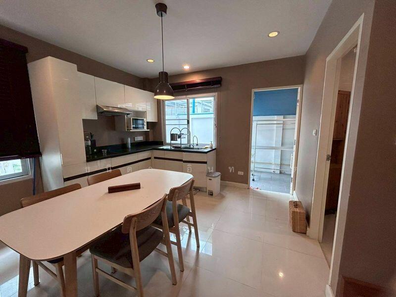 เดอะซีซั่นวัลเลย์, ชลบุรี, หนองขาม, ศรีราชา, ชลบุรี, 120 ตร.ม., บ้านแฝด ขาย, โดย ธนิดา อินทรทัต, 500113078 - DDproperty.com