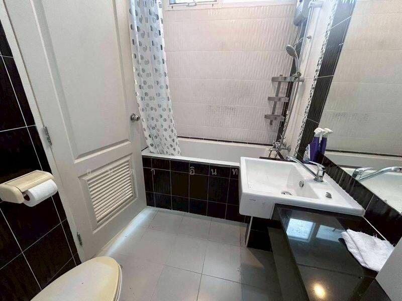 เดอะซีซั่นวัลเลย์, Chon Buri (Pattaya), Nong - Kham, Si Racha, Chon Buri (Pattaya), 2 Bedrooms, 120 sqm, Semi-Detached House (Twin House) For Sale, by ธนิดา อินทรทัต, 500113078 - DDproperty.com