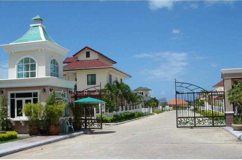 3-BR House, Prachuap Khiri Khan, Hua Hin, Hua Hin, Prachuap Khiri Khan, 3 Bedrooms, 215 sqm, Single Detached House For Sale, by Thanrada Buasri, 500113096 - DDproperty.com