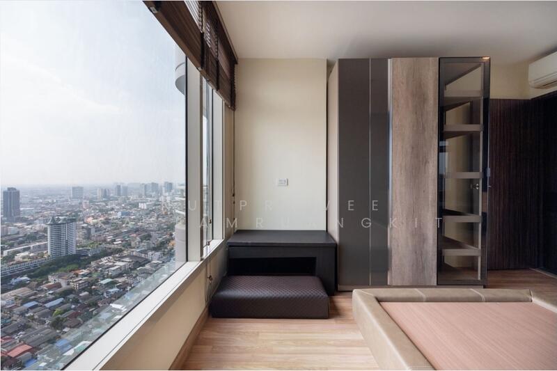 Watermark Chaophraya, Bangkok, Soi Charoennakorn 39-41, Charoennakorn Road, Bang Lam Phu Lang, Khlong San, Bangkok, 3 Bedrooms, 145 sqm, Condo For Sale, by Nutprawee Kaseamruangkit, 500113395 - DDproperty.com