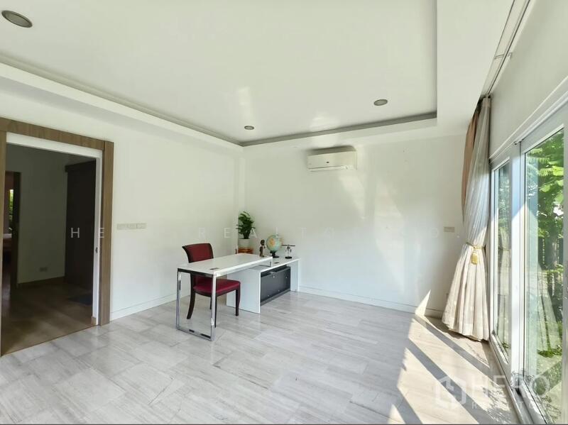 For Sale or Rent Detached House in Mantana Rama 9 - Srinakarin in Hua Mak, Bangkok bre25024, Bangkok, Hua Mak, Bang Kapi, Bangkok, 5 Bedrooms, 300 sqm, Single Detached House For Sale, by Hero Realtor Co., Ltd., 500113407 - DDproperty.com