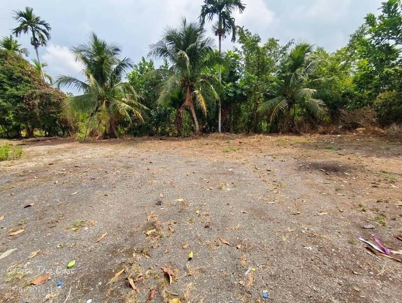 ขาย - ที่ดินพร้อมสิ่งปลูกสร้างมะขาม จันทบุรี, จันทบุรี