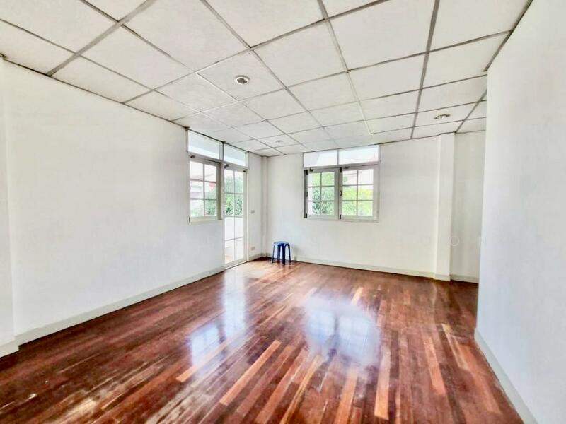 ขาย - บ้าน 4-ห้องนอน, กรุงเทพ