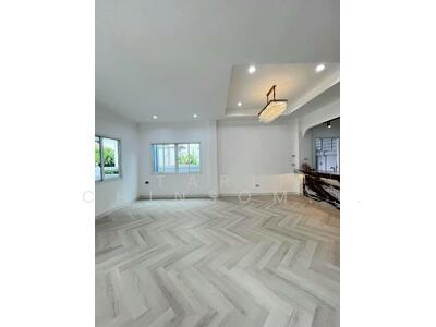 ขาย - บ้าน 4-ห้องนอน, กรุงเทพ