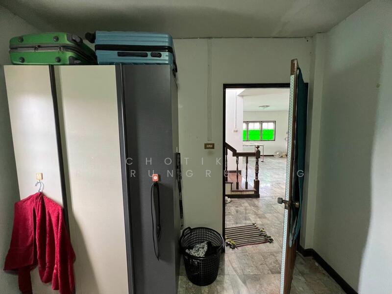 3-BR House, Bangkok, Bang Chun, Khlong Sam Wa, Bangkok, 3 Bedrooms, 350 sqm, Single Detached House For Sale, by Chotika Rakrungrueang, 500113863 - DDproperty.com