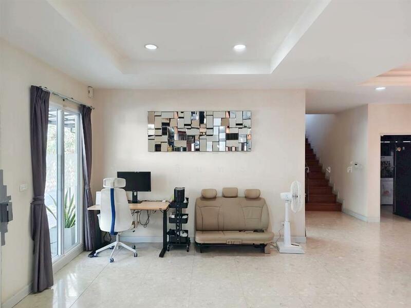 Grand Bangkok Boulevard Rama 9-Krungthepkreetha : แกรนด์ บางกอก บูเลอวาร์ด พระราม 9-กรุงเทพกรีฑา, กรุงเทพ, ถนนศรีนครินทร์-ร่มเกล้า, สะพานสูง, สะพานสูง, กรุงเทพ, 280 ตร.ม., บ้านเดี่ยว ขาย, โดย คุณ ปั่น อินทะอุ่นวงศ์ (ปั่น), 500113896 - DDproperty.com