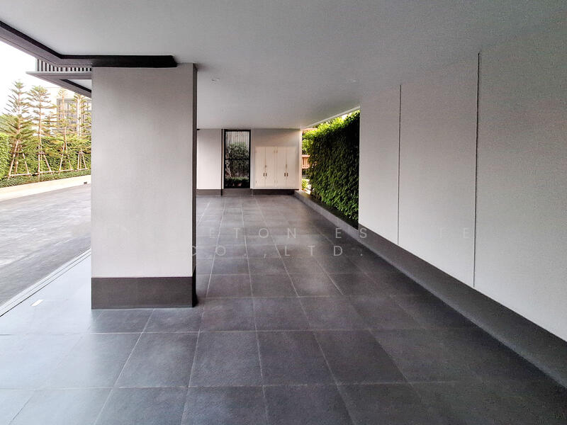 Malton Gates Krungthep Kreetha, Bangkok, Srinakarin-Romklao Road (New Krungthep Kreetha), Saphan Sung, Saphan Sung, Bangkok, 4 Bedrooms, 448 sqm, Single Detached House For Sale, by Princeton Estate Co.,Ltd., 500113935 - DDproperty.com