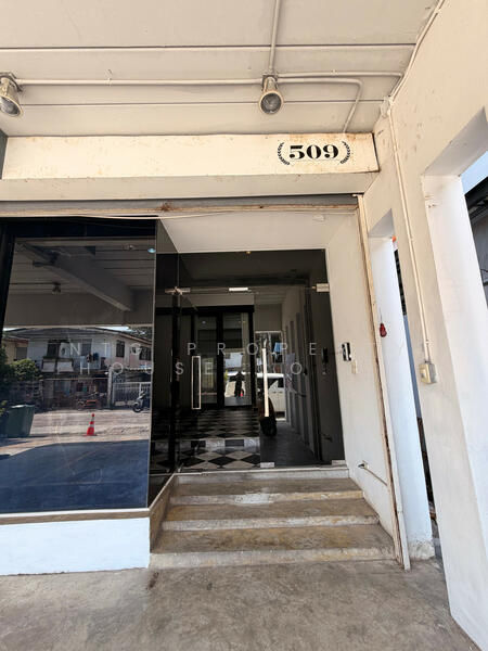 NG2101 ให้เช่าโฮมออฟฟิศขนาดใหญ่ ใจกลางพระราม 9 RCA เหมาะสำหรับบริษัทที่ต้องการพื้นที่, Bangkok, พระราม9, Huai Khwang, Huai Khwang, Bangkok, , 750 sqm, Office Space For Rent, by NTG Property House Co.,Ltd., 500113955 - DDproperty.com