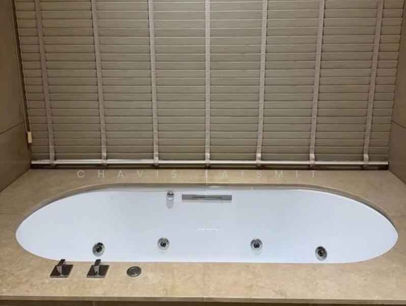 The Sukhothai Residences, Bangkok, 3 Sathorn Tai Road, Thung Maha Mek, Sathon, Bangkok, 2 Bedrooms, 157 sqm, Condo For Rent, by Chavis Laismit, 500114047 - DDproperty.com