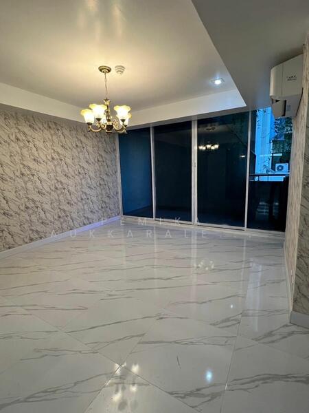 Supalai Place Sukhumvit 39, Bangkok, 175-179 Soi Sukhumvit 39 Sukhumvit Road, Khlong Tan Nua, Watthana, Bangkok, 4 Bedrooms, 219 sqm, Condo For Sale, by Pemika Aukkaraleekul, 500114051 - DDproperty.com