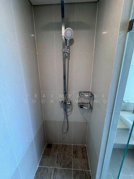 Le Luk Condominium, Bangkok, 1599 291 Sukhumvit Rd, Phra Kanong Nua, Watthana, Bangkok, 1 Bedroom, 39 sqm, Condo For Rent, by Praewpakar Soontawong, 500114254 - DDproperty.com