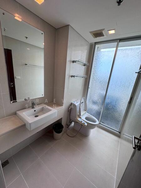 Le Luk Condominium, Bangkok, 1599 291 Sukhumvit Rd, Phra Kanong Nua, Watthana, Bangkok, 1 Bedroom, 39 sqm, Condo For Rent, by Praewpakar Soontawong, 500114254 - DDproperty.com