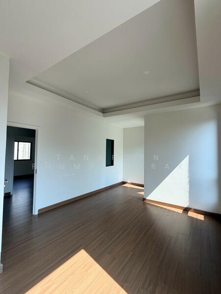 Grand Britania Bangna-Suvarnabhumi, สมุทรปราการ, King Kaew Road 29/2, ราชาเทวะ, บางพลี, สมุทรปราการ, 165 ตร.ม., บ้านเดี่ยว ขาย, โดย Tanaporn Phumvilairak, 500114302 - DDproperty.com