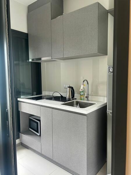 Life Asoke Hype, Bangkok, 339 Chaturathit Rd, Makkasan, Ratchathewi, Bangkok, Studio, 26 sqm, Condo For Rent, by Ratchapa Bailey, 500114310 - DDproperty.com