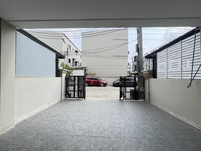 ขาย - Eternity Town Primrose Vacharaphol : อิเธอร์นิตี้ ทาวน์ พริมโรส วัชรพล, กรุงเทพ