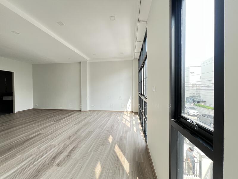 For Sale - Eternity Town Primrose Vacharaphol, Bangkok