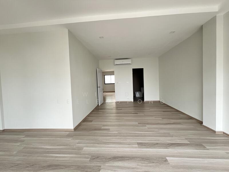 For Sale - Eternity Town Primrose Vacharaphol, Bangkok