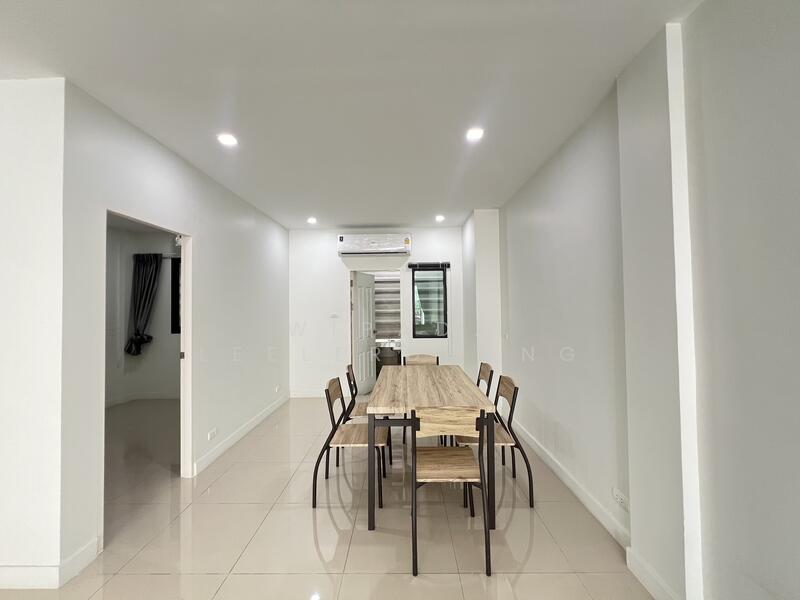 For Sale - Eternity Town Primrose Vacharaphol, Bangkok