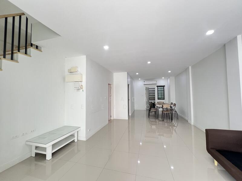 For Sale - Eternity Town Primrose Vacharaphol, Bangkok