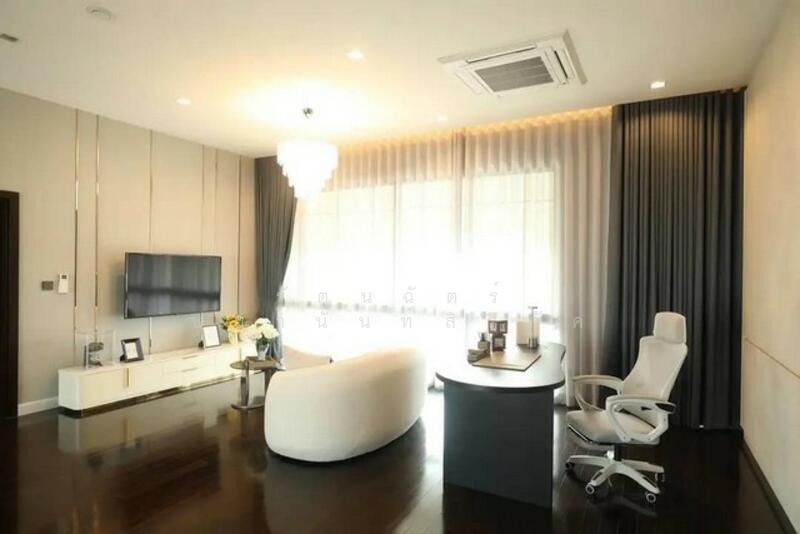 Grand Bangkok Boulevard Krungthepkritha, Bangkok, Srinakarin-Romklao Road, Khlong Sam Prawet, Lat Krabang, Bangkok, 5 Bedrooms, 604 sqm, Single Detached House For Sale, by รัตนฉัตร์ ชยานันท์สิริภัค, 500114356 - DDproperty.com