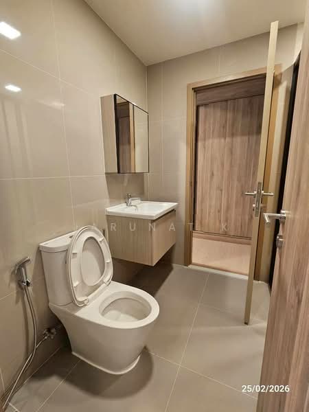 The Base Urban Rama 9, Bangkok, Huai Khwang, Huai Khwang, Bangkok, 1 Bedroom, 35 sqm, Condo For Rent, by Jarunat K, 500114384 - DDproperty.com