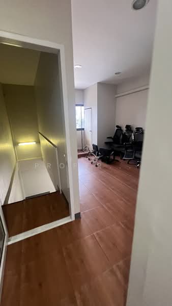 ให้เช่า - NG214 ให้เช่า Home Office Warehouse วิภาวดีรังสิต ซอย 20 ทะลุออก ถนนรัชดา ซอย 19, กรุงเทพ