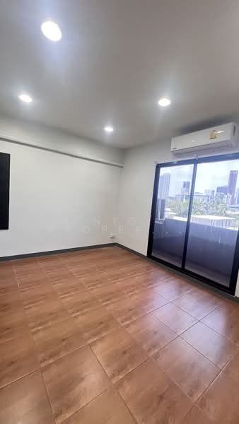 ให้เช่า - NG214 ให้เช่า Home Office Warehouse วิภาวดีรังสิต ซอย 20 ทะลุออก ถนนรัชดา ซอย 19, กรุงเทพ