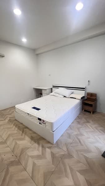 ให้เช่า - NG214 ให้เช่า Home Office Warehouse วิภาวดีรังสิต ซอย 20 ทะลุออก ถนนรัชดา ซอย 19, กรุงเทพ