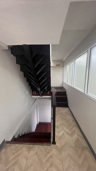 For Rent - NG214 ให้เช่า Home Office Warehouse วิภาวดีรังสิต ซอย 20 ทะลุออก ถนนรัชดา ซอย 19, Bangkok