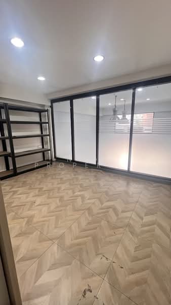 For Rent - NG214 ให้เช่า Home Office Warehouse วิภาวดีรังสิต ซอย 20 ทะลุออก ถนนรัชดา ซอย 19, Bangkok