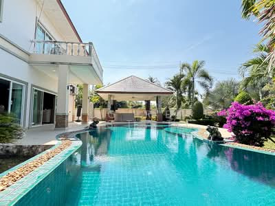 ขาย - ขายวิลล่าวิวสระว่ายน้ำ 3 ห้องนอน ในพื้นที่ห้วยใหญ่ พัทยา, ชลบุรี
