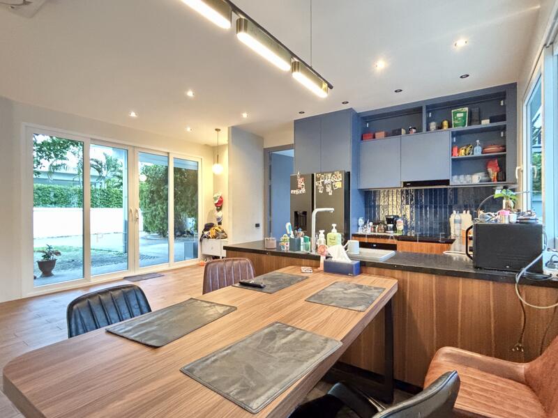 ขายวิลล่า 4 ห้องนอน วิวสระว่ายน้ำ ในบางเสร่, ชลบุรี, บางละมุง, บางละมุง, ชลบุรี, 512 ตร.ม., วิลล่า ขาย, โดย PLC Real Estate, 500114506 - DDproperty.com