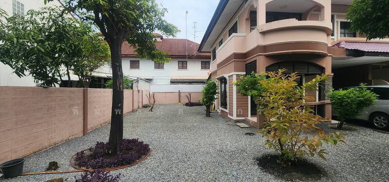 For Sale - Suetrong Rattanathibet Village, Nonthaburi