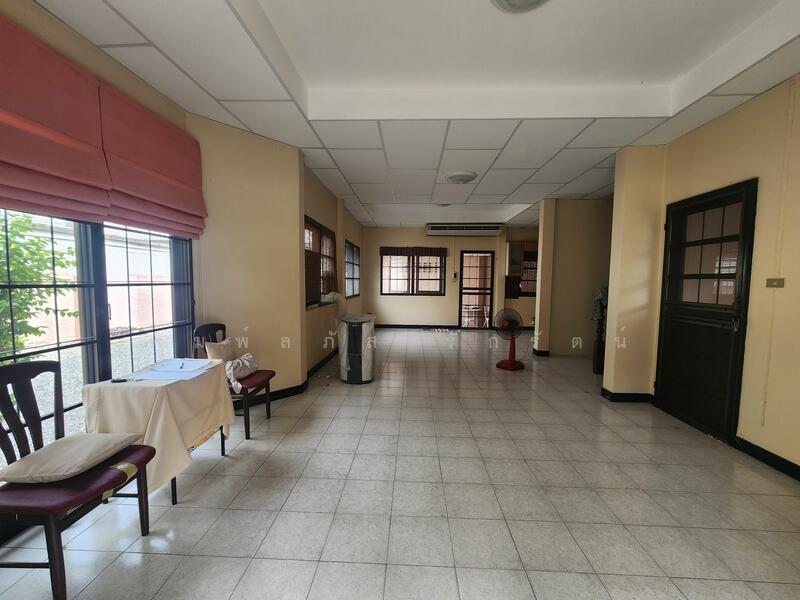 For Sale - Suetrong Rattanathibet Village, Nonthaburi