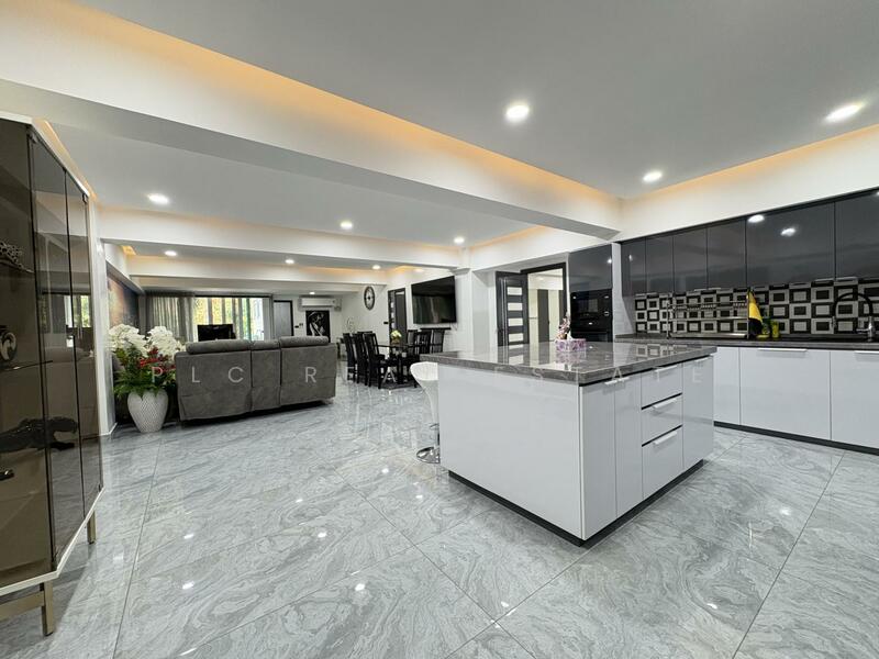 For Sale - Ruamchok Condo View 2, Chon Buri (Pattaya)