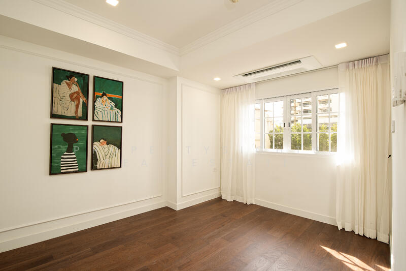 ขาย - Supalai Place Sukhumvit 39 : ศุภาลัย เพลส สุขุมวิท 39, กรุงเทพ