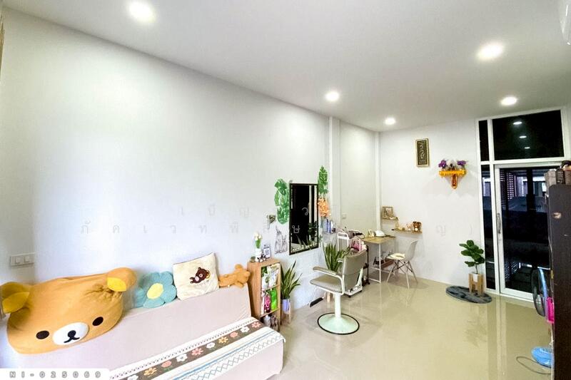 ขาย - NI-025069 ทาวน์เฮ้าส์ ส้มเกลี้ยงทาวน์ สุราษฎร์ธานี ใกล้แม็คโคร สุราษฎร์ธานี, สุราษฎร์ธานี