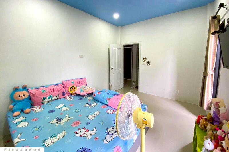 ขาย - NI-025069 ทาวน์เฮ้าส์ ส้มเกลี้ยงทาวน์ สุราษฎร์ธานี ใกล้แม็คโคร สุราษฎร์ธานี, สุราษฎร์ธานี