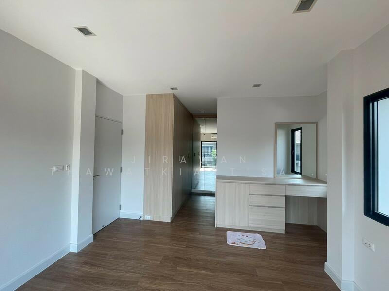 Venue Flow Tiwanon Rangsit, Pathum Thani, 109 Tiwanon Road, Bang Kadi, Muang Pathum Thani, Pathum Thani, 4 Bedrooms, 190 sqm, Single Detached House For Sale, by Jirawan Thawatkiattisak (Eve), 500114925 - DDproperty.com