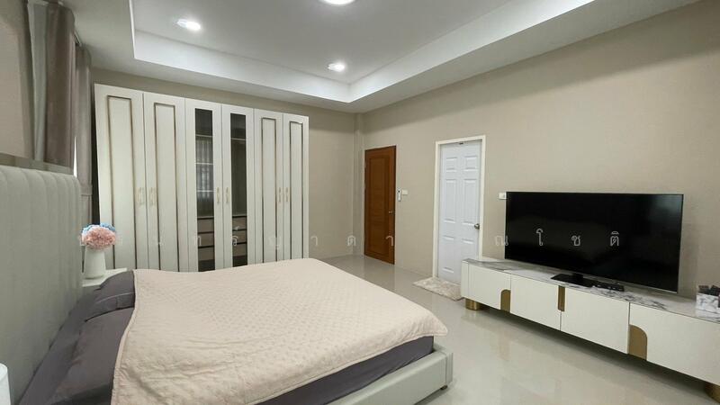 For Sale - Baan Suan Neramit Saimai Pool villa, Bangkok