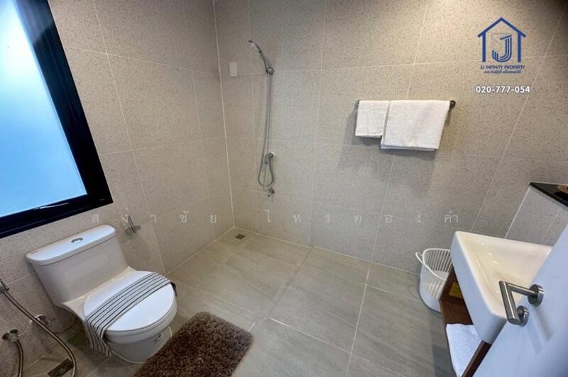 Britloft โชคชัย 4, Bangkok, ถนนโชคชัย 4 แยก 28, Lat Phrao, Lat Phrao, Bangkok, 3 Bedrooms, 227 sqm, Townhouse For Sale, by สง่าชัย ไทรทองคำ, 500115211 - DDproperty.com