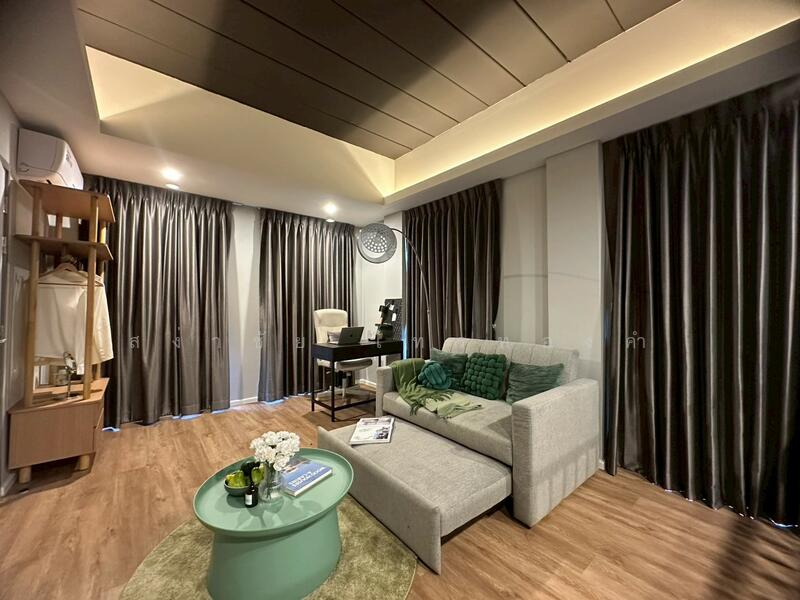 Britloft โชคชัย 4, Bangkok, ถนนโชคชัย 4 แยก 28, Lat Phrao, Lat Phrao, Bangkok, 3 Bedrooms, 227 sqm, Townhouse For Sale, by สง่าชัย ไทรทองคำ, 500115211 - DDproperty.com