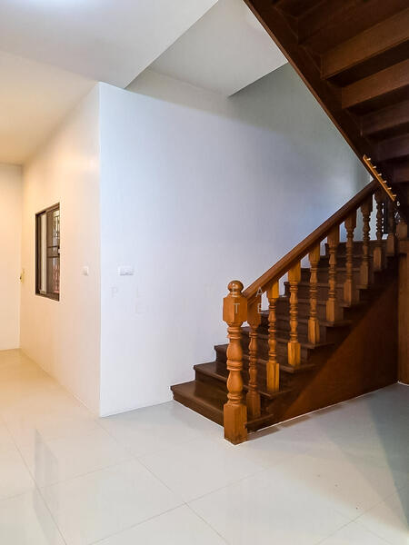Large Detached House 3 bedrooms for Sale in South Pattaya, Chon Buri (Pattaya), Bang Lamung, Bang Lamung (Pattaya), Chon Buri (Pattaya), 3 Bedrooms, 300 sqm, Single Detached House For Sale, by PLC Real Estate, 500115357 - DDproperty.com